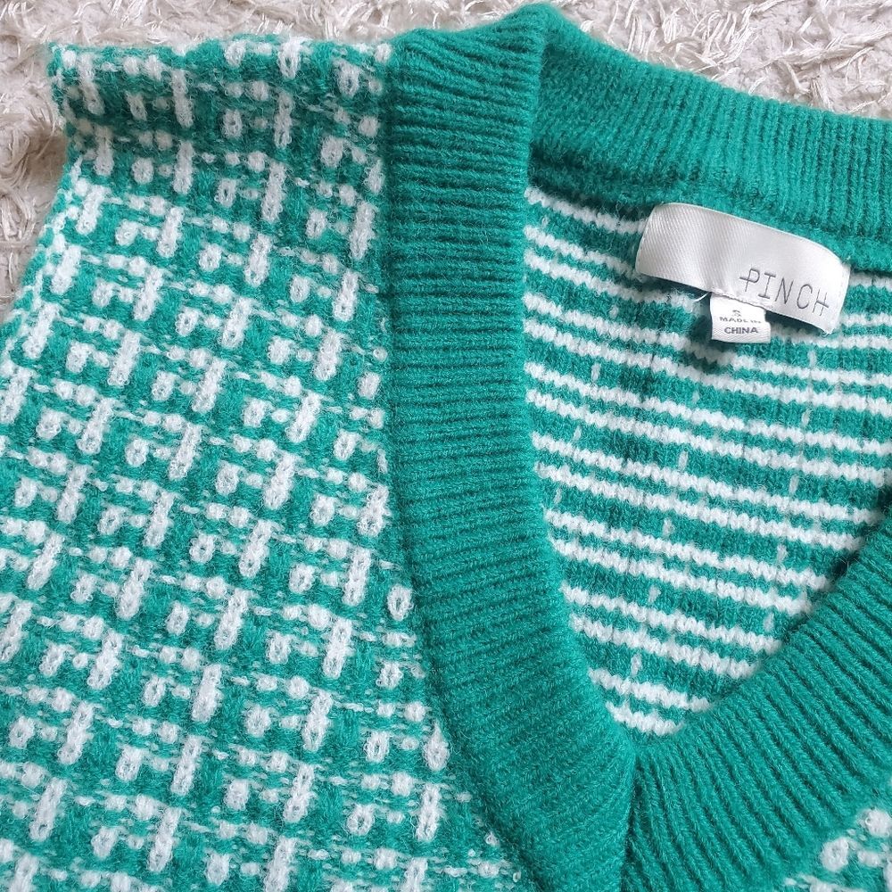 Knit Sweater Vest - Picture 7 of 10
